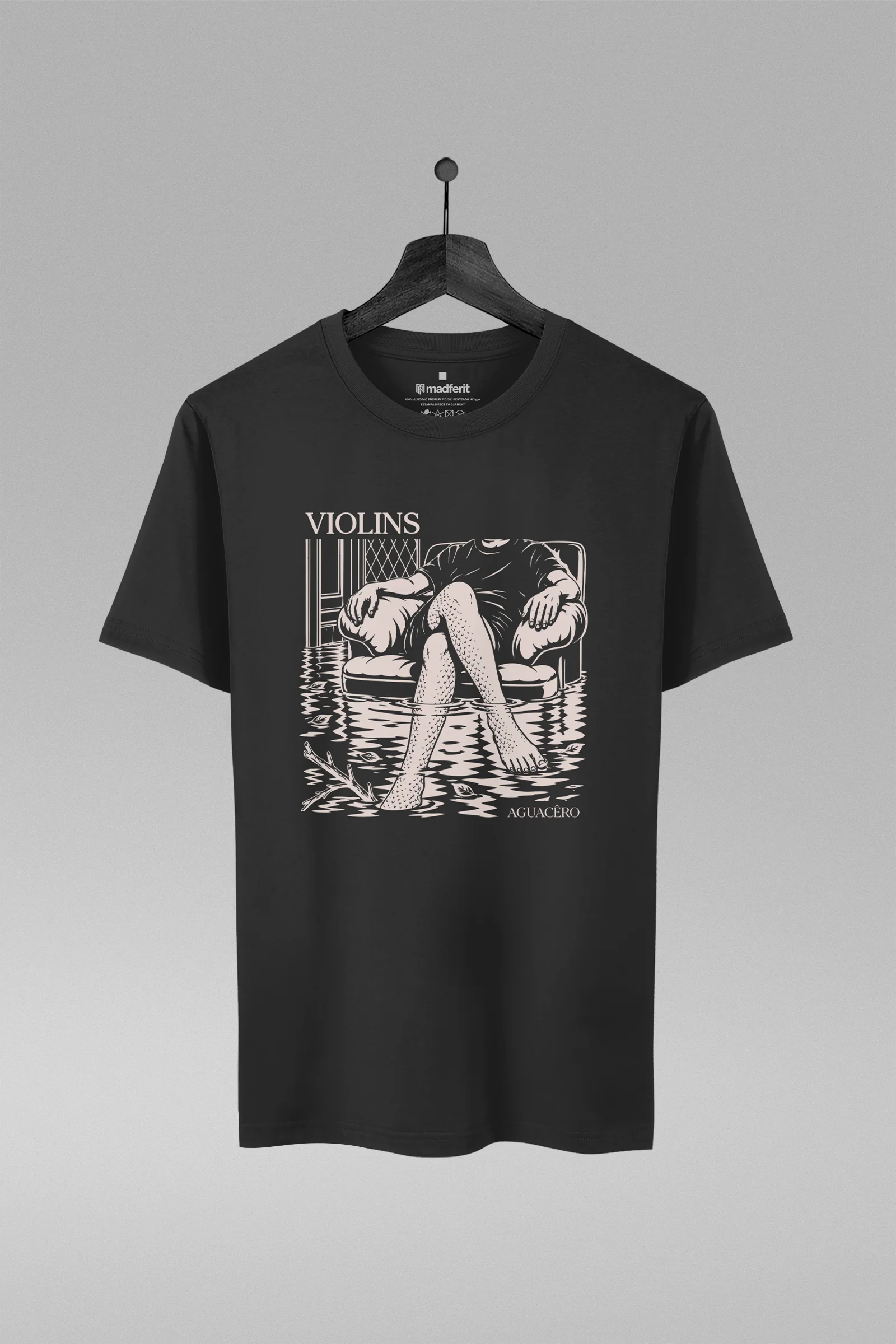 Camiseta preta com estampa da banda Violins